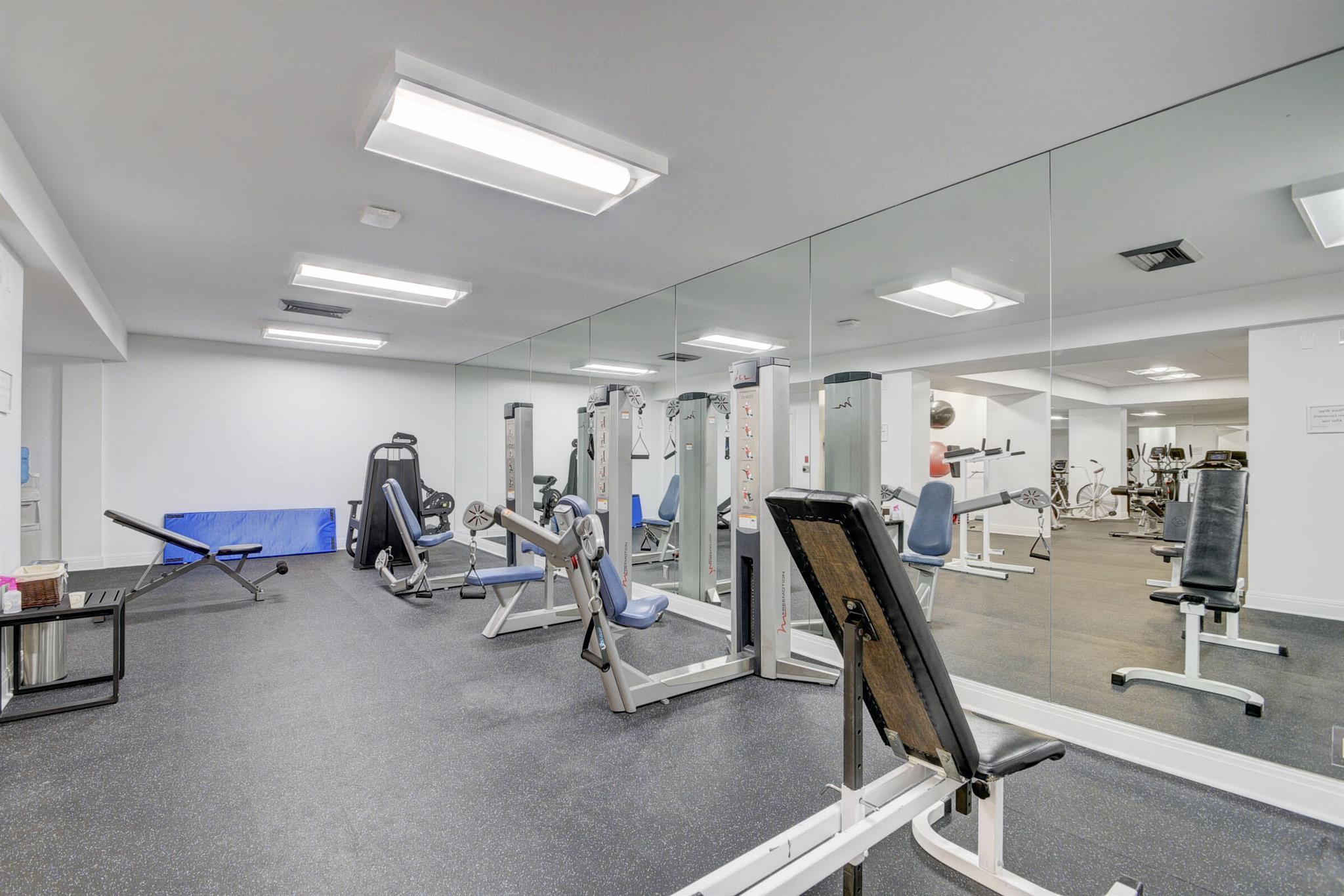 TWENTY TWO NINETY FIVE SO - Residential