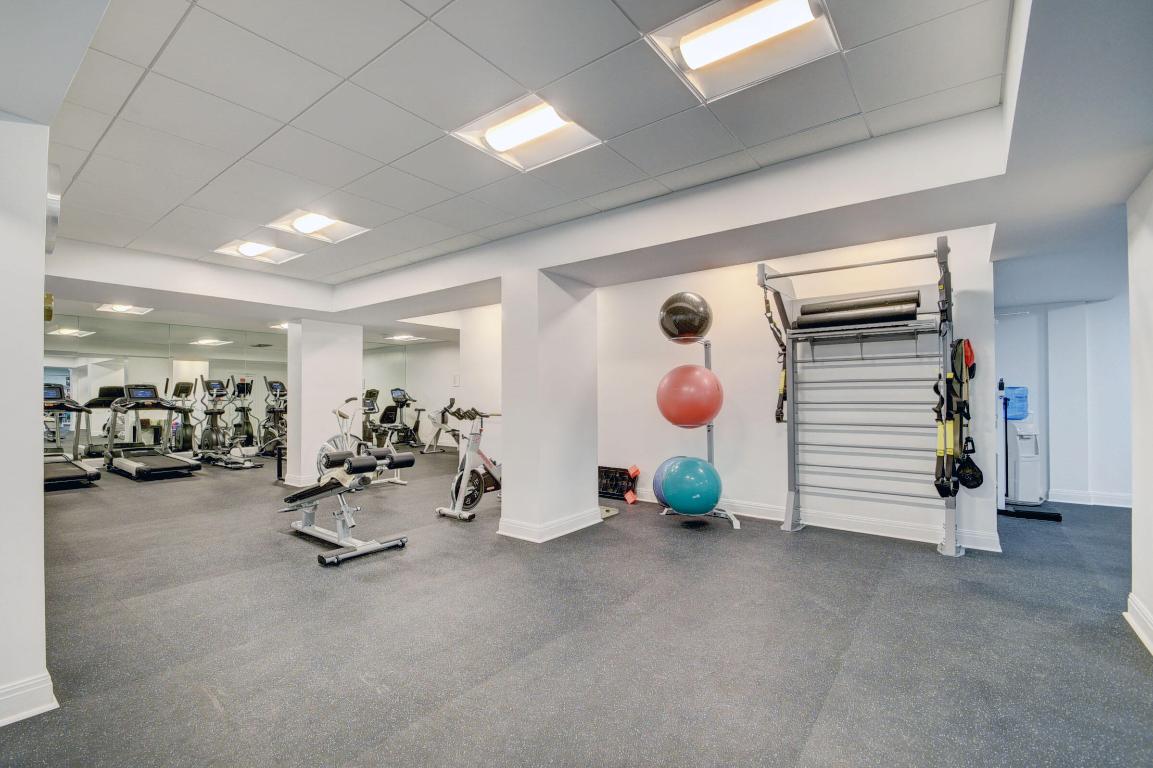 TWENTY TWO NINETY FIVE SOUTH OCEAN BLVD - Residential