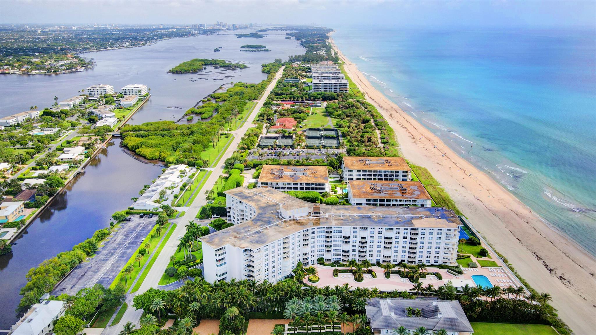 2295 S Ocean Boulevard 523