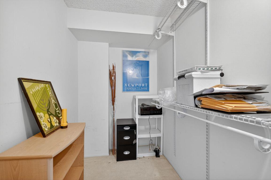 TWENTY TWO NINETY FIVE SOUTH OCEAN BLVD - Residential