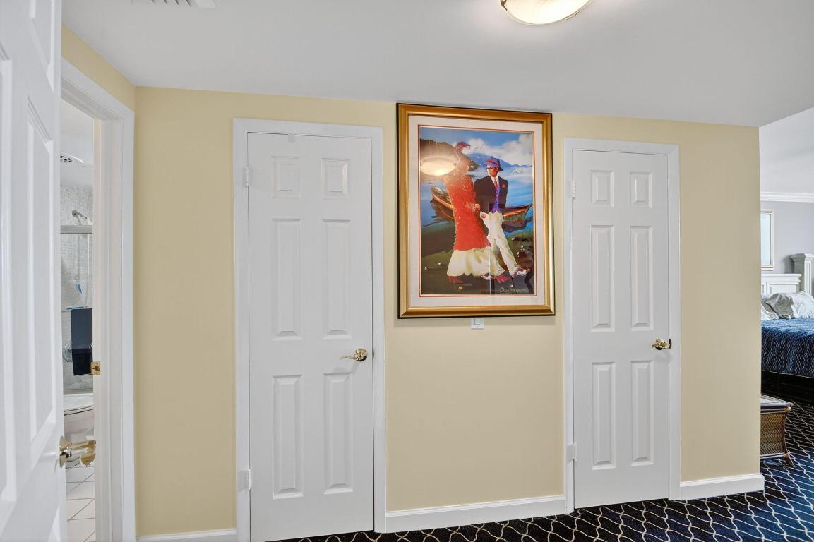 TWENTY TWO NINETY FIVE SOUTH OCEAN BLVD - Residential