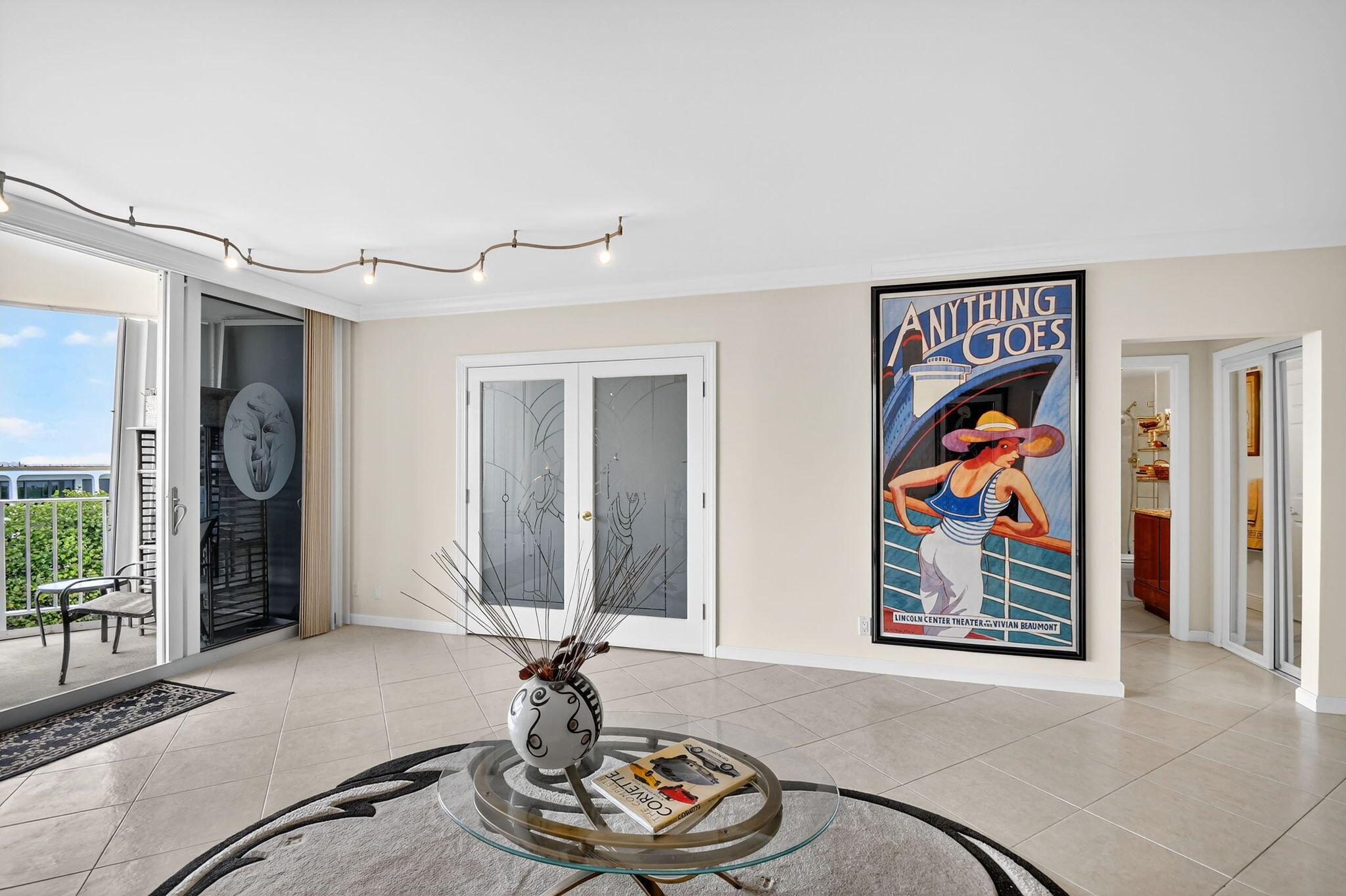 TWENTY TWO NINETY FIVE SO - Residential