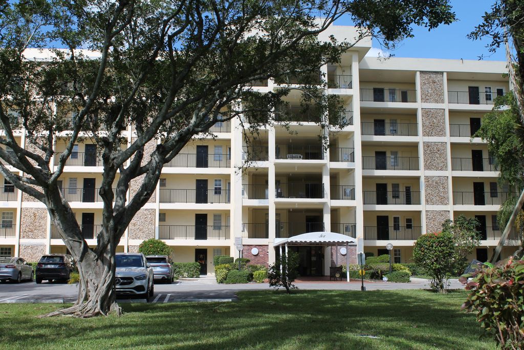Photo of 2751 N Palm Aire Drive #310, Pompano Beach, FL 33069 (MLS # R11013501)