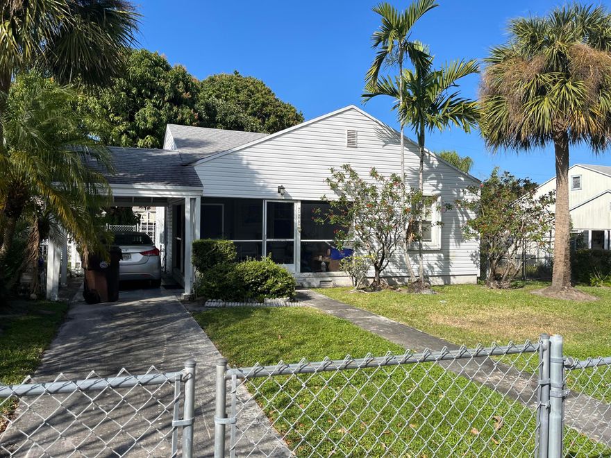 Absolute Bargain Unbelievable Price, Priced Low and Firm for Your Pre Approved Buyer who wants a great deal on 2 Bed  1 Bath with Carport on a Fenced lot close to elementary school.   Needs TLC. Don't miss out on this Golden opportunity to own a great home in great area of West Palm Beach.  HURRY it Won't Last Long!