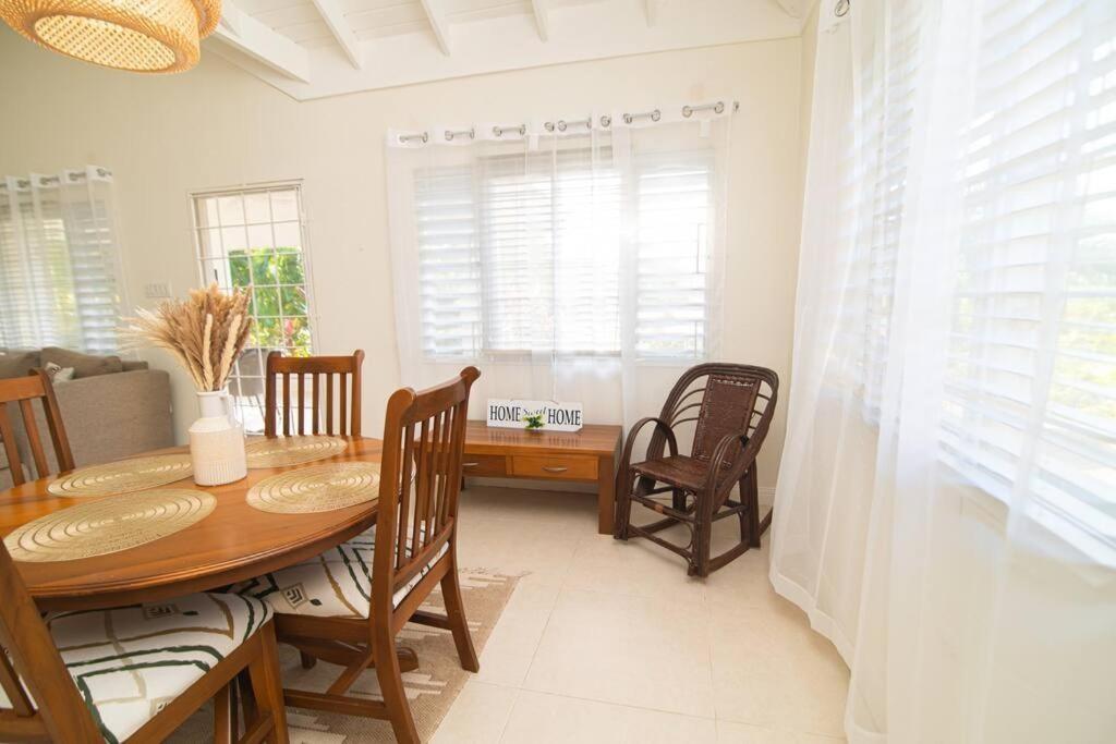 RICHMOND ESTATES - Residential Lease