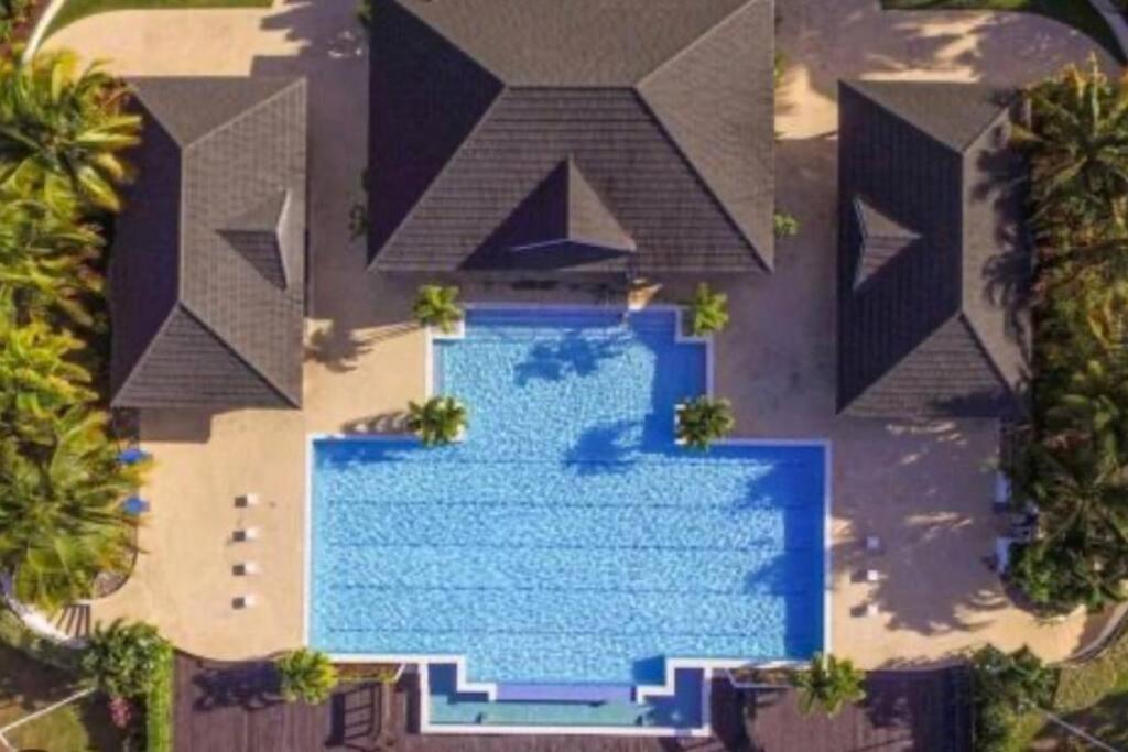 RICHMOND ESTATES - Residential Lease