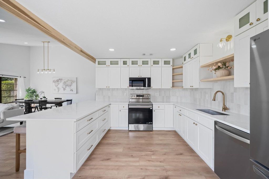 Photo of 4451 Willow Pond Road #B, West Palm Beach, FL 33417 (MLS # R11143159)