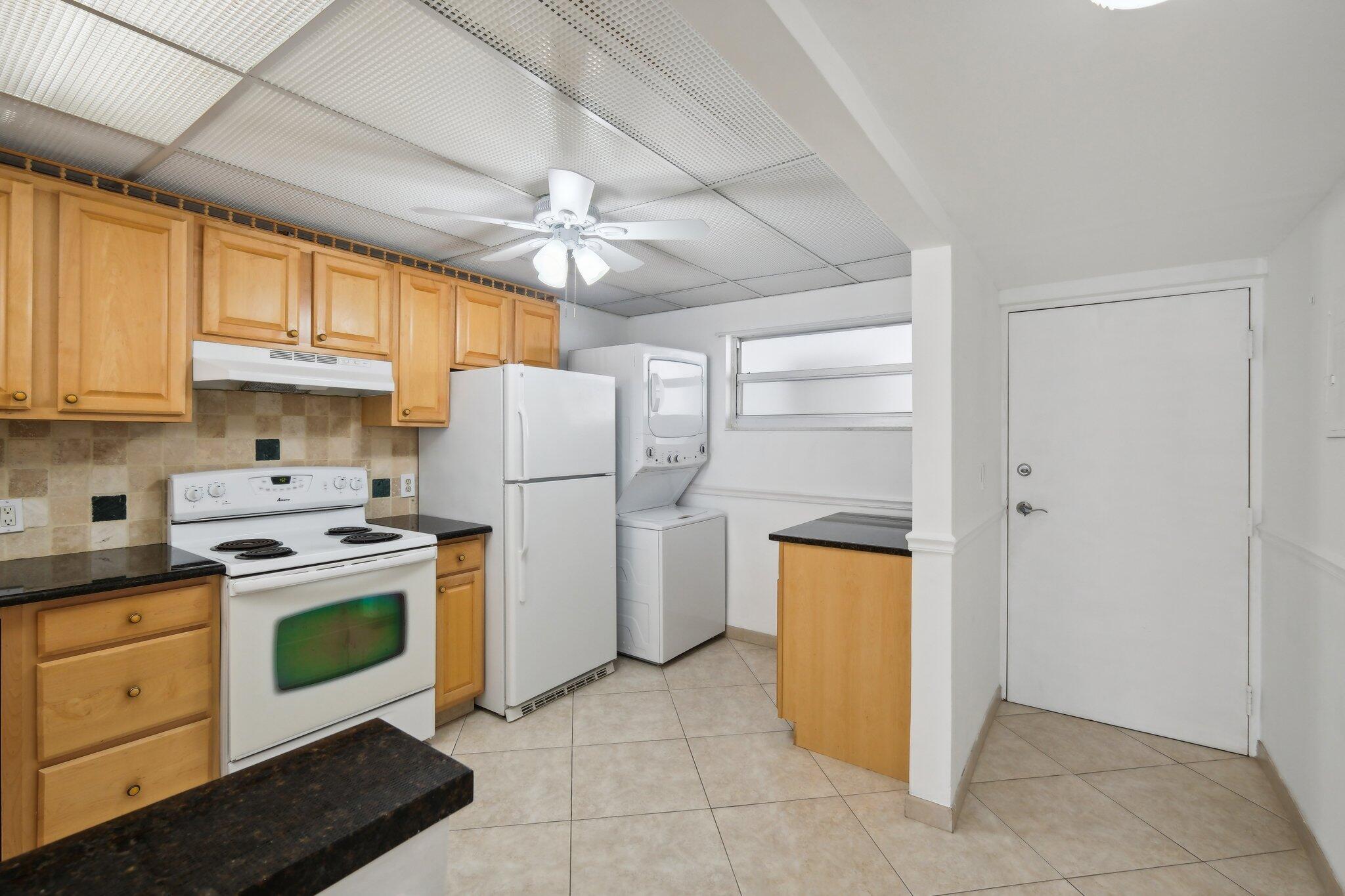 HORIZON EAST CONDO - Residential Lease