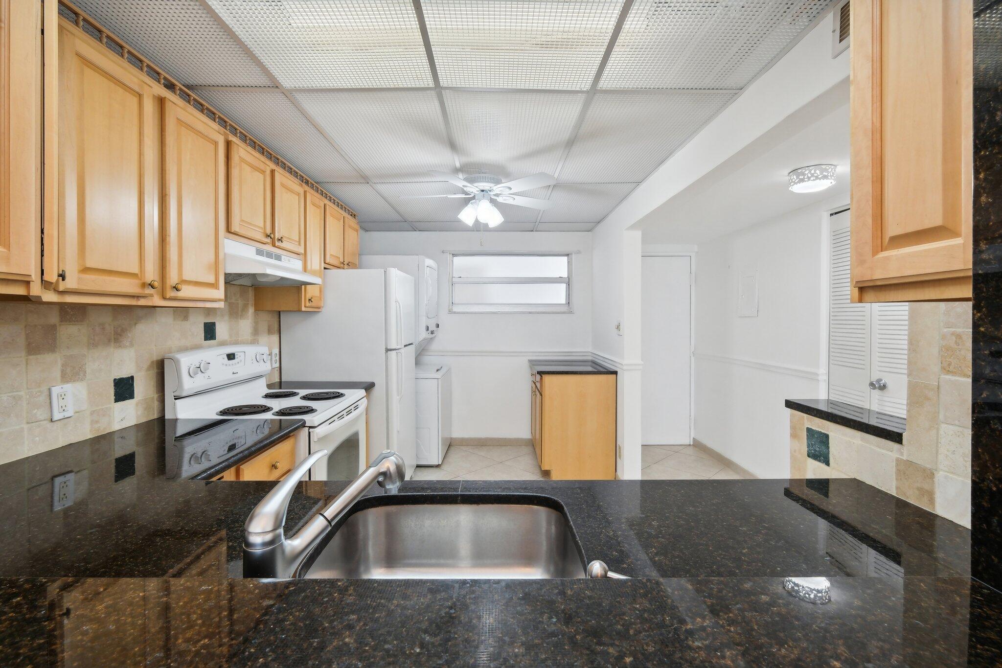 HORIZON EAST CONDO - Residential Lease