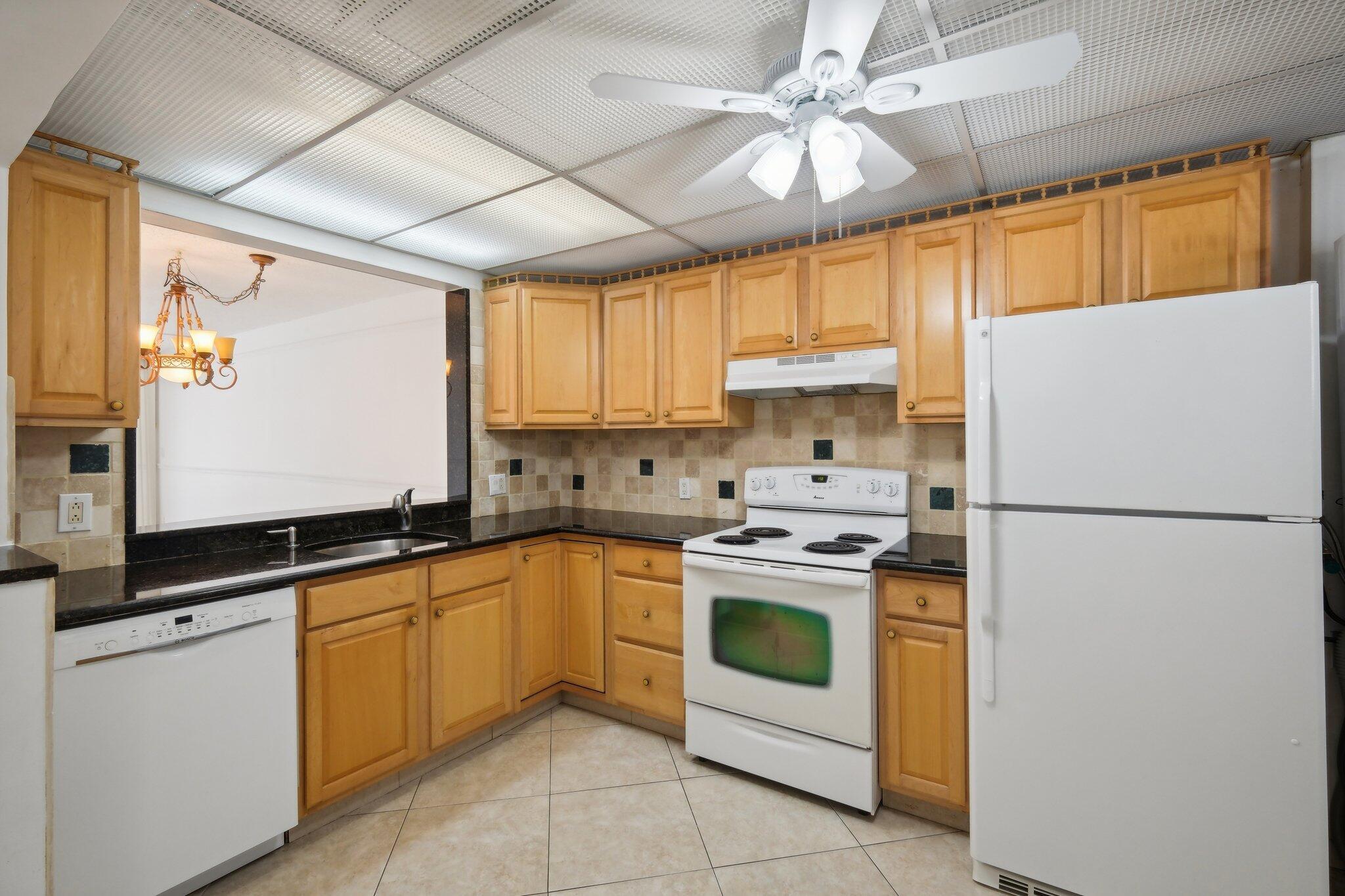 HORIZON EAST CONDO - Residential Lease