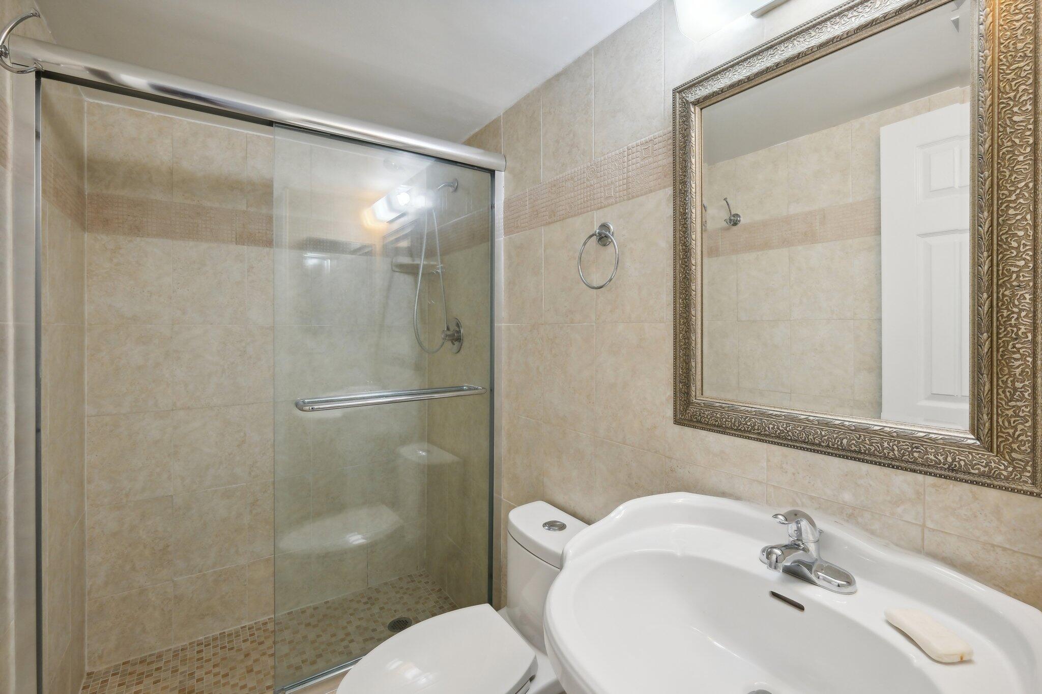 HORIZON EAST CONDO - Residential Lease