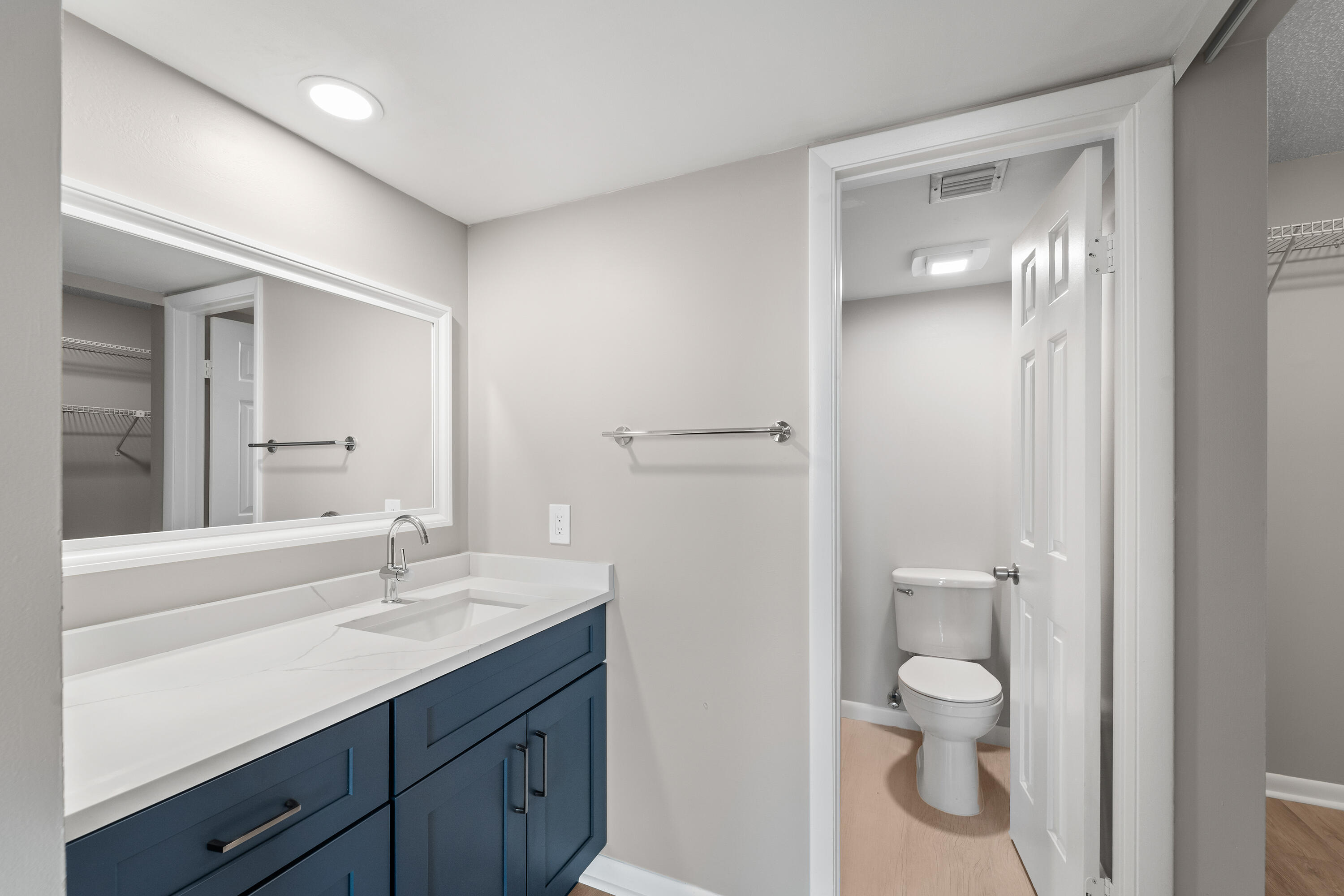WHITEHALL CONDO OF THE LANDS OF THE PRESIDENT - Residential Lease