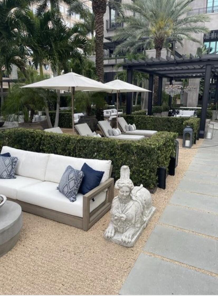 WHITEHALL CONDO OF THE LANDS OF THE PRESIDENT - Residential Lease