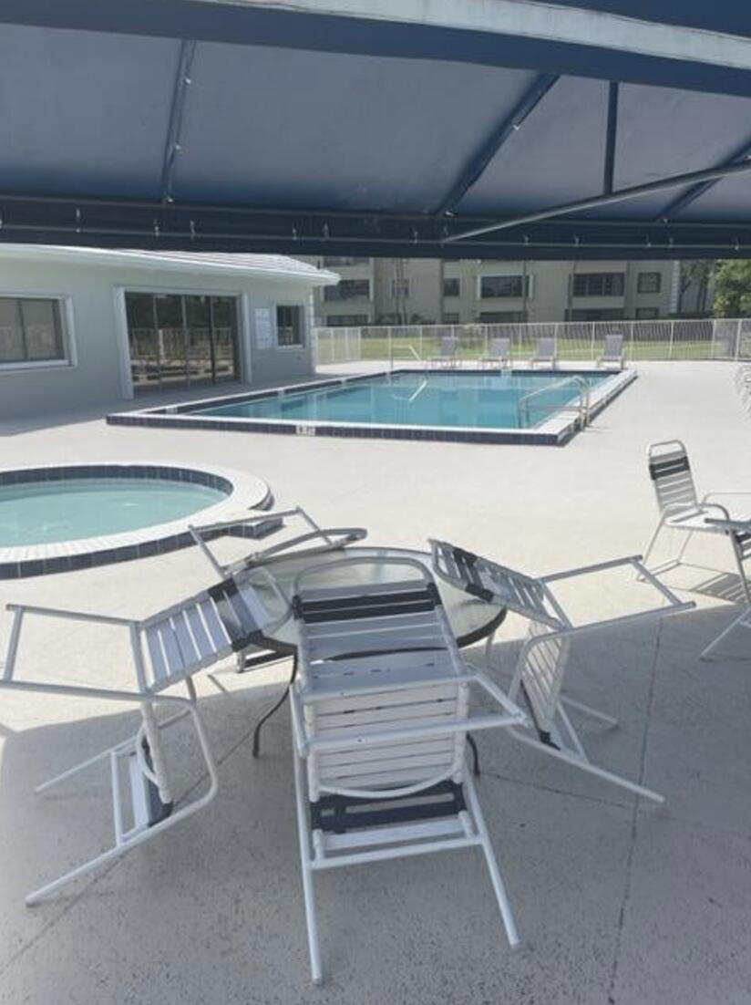 WHITEHALL CONDO OF THE LANDS OF THE PRESIDENT - Residential Lease