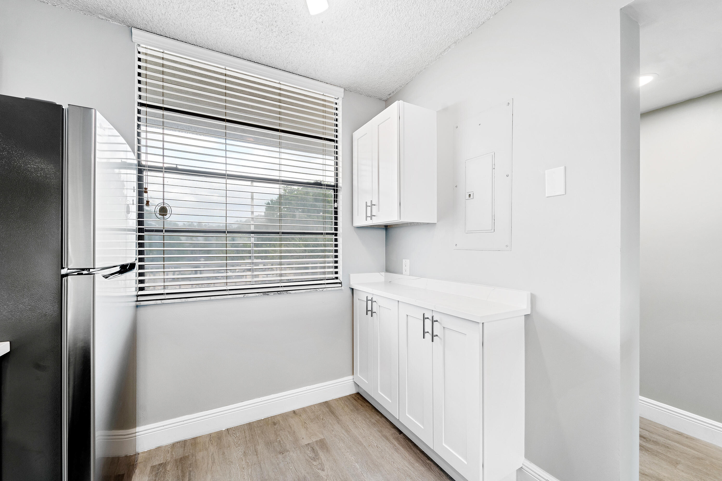 WHITEHALL CONDO OF THE LANDS OF THE PRESIDENT - Residential Lease