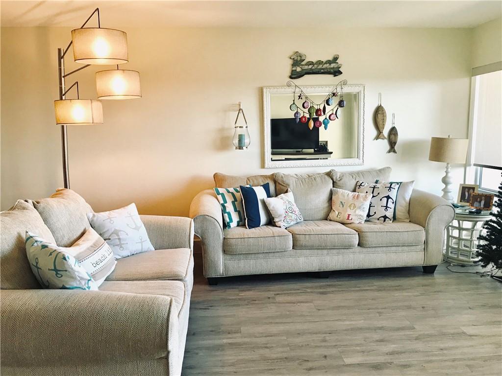 Admiralty Towers Condo - Residential Lease