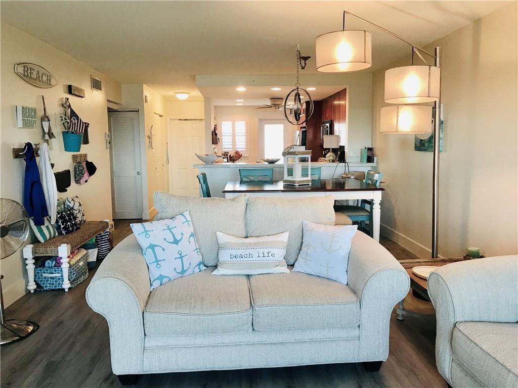 Admiralty Towers Condo - Residential Lease