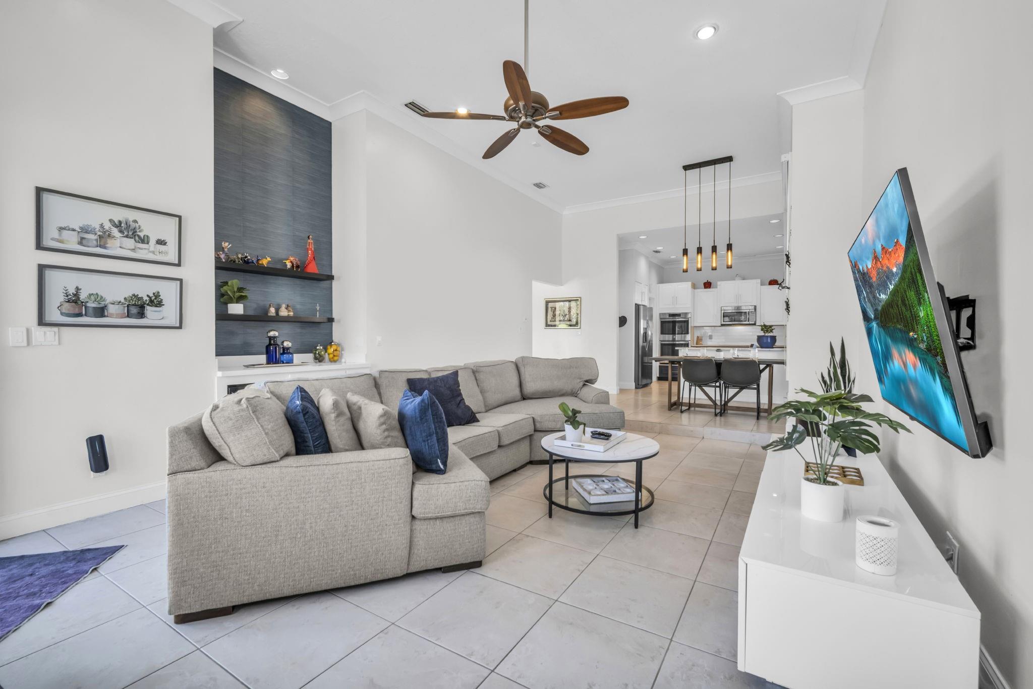 Eagle Point 127-12 B - Residential
