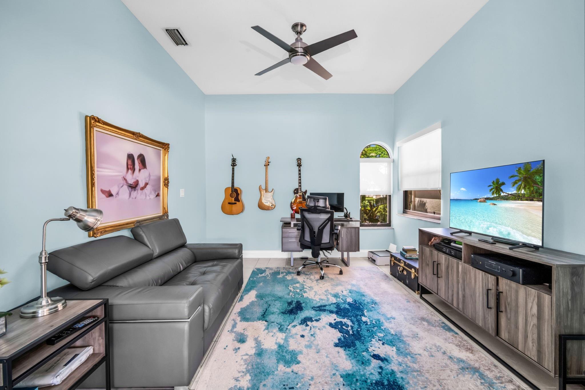 Eagle Point 127-12 B - Residential