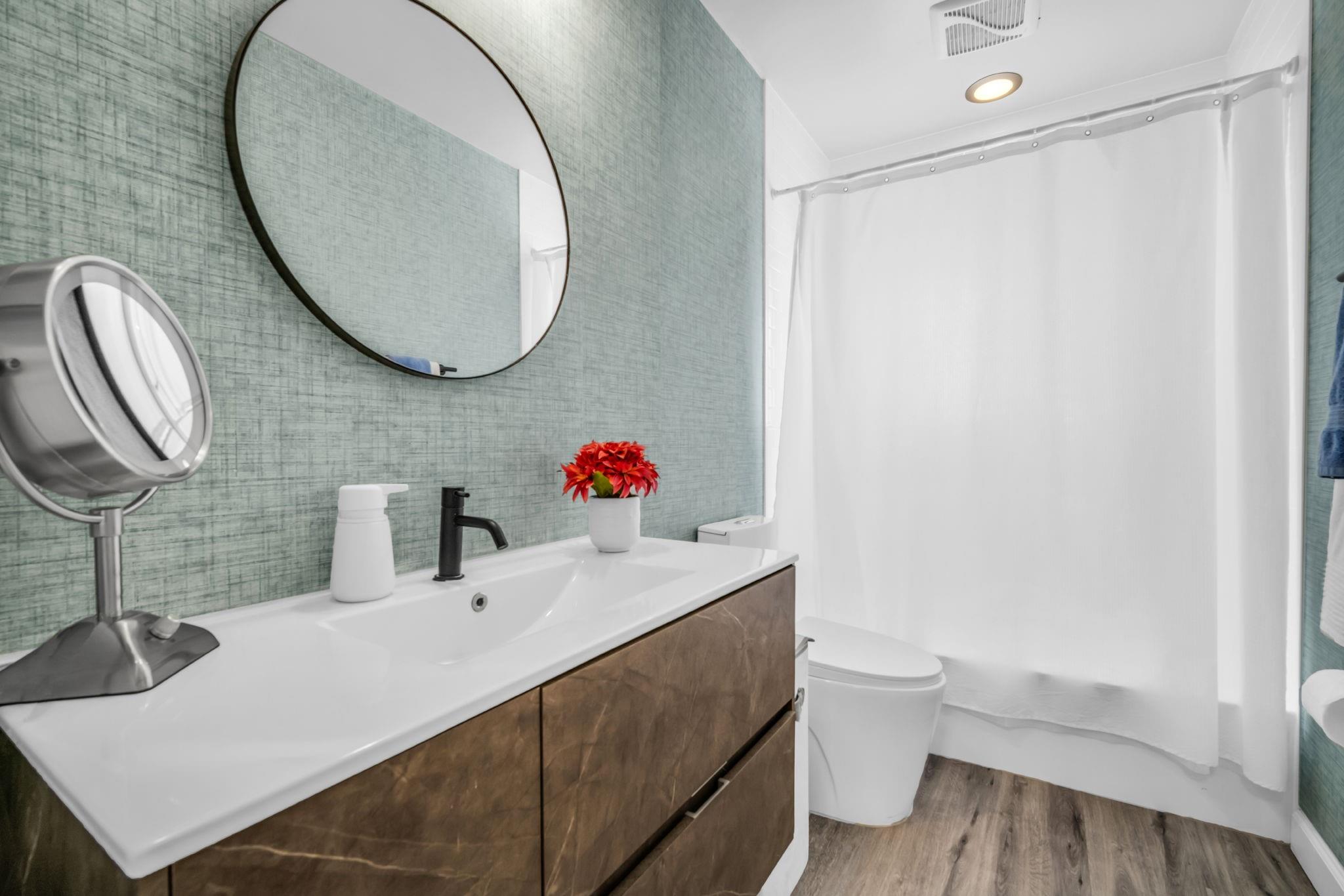 Eagle Point 127-12 B - Residential