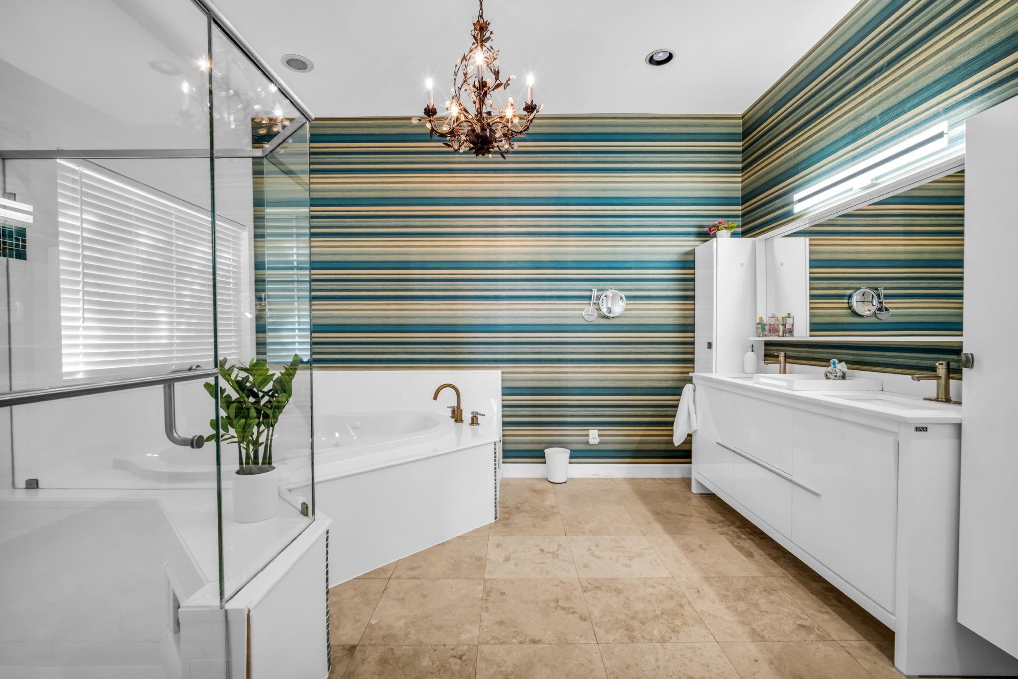 Eagle Point 127-12 B - Residential
