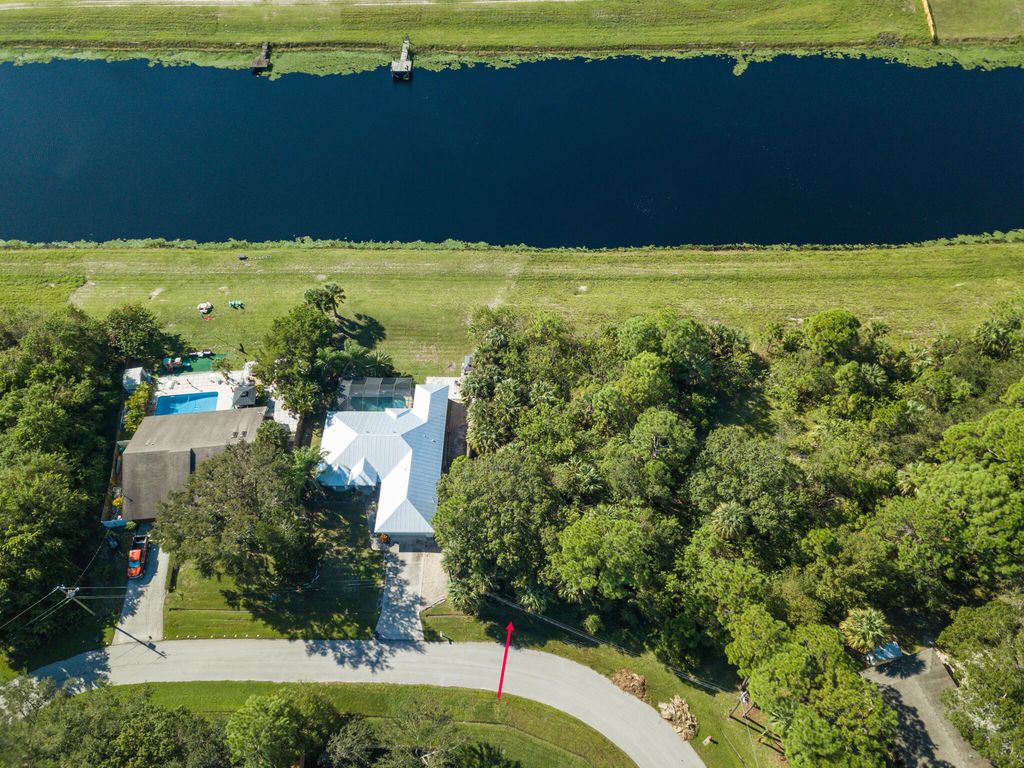 Photo of 755 SW Alton Circle, Port St Lucie, FL 34953 (MLS # R10840931)