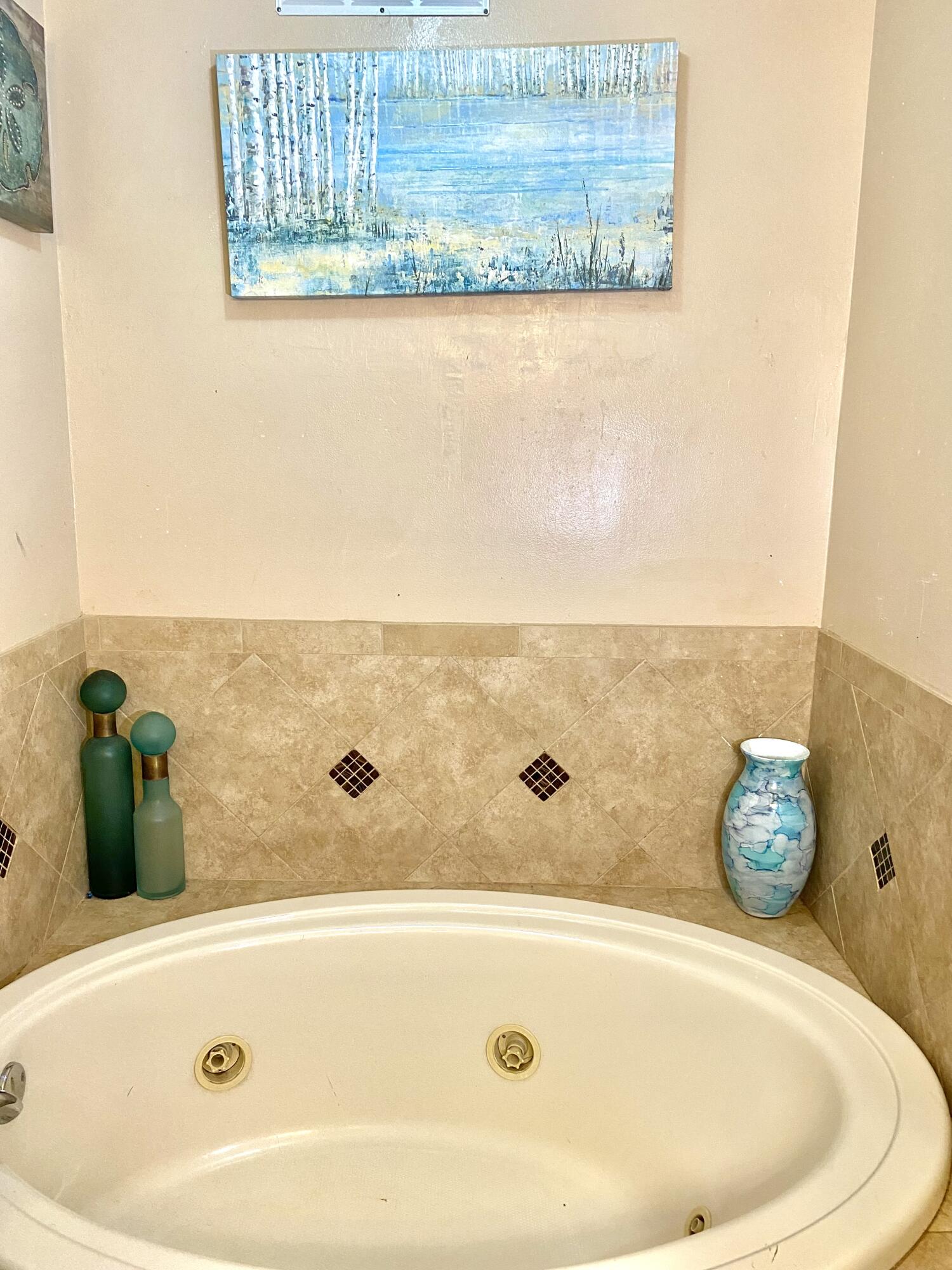 KNOLLWOOD CLUB CONDO - Residential