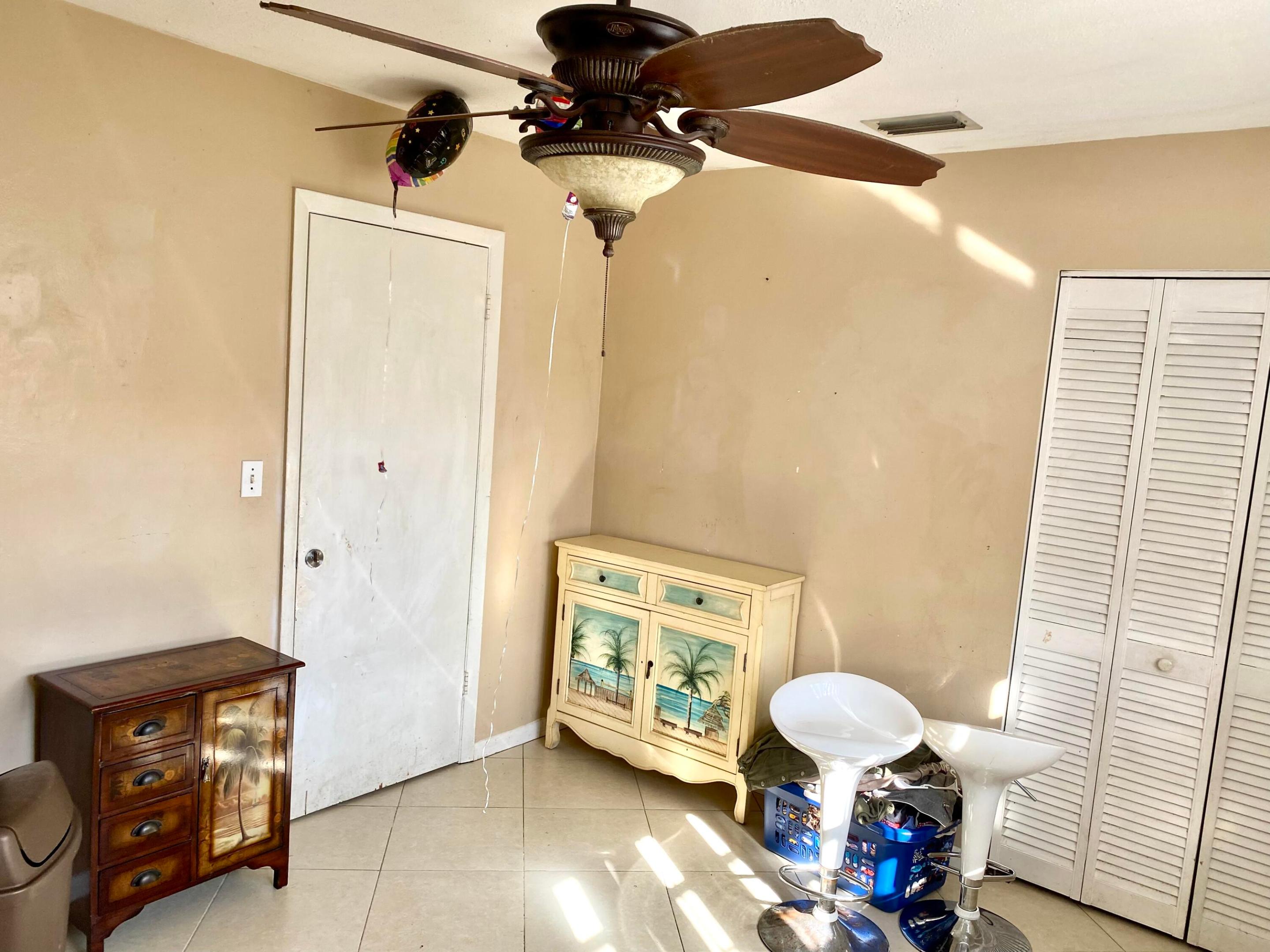 KNOLLWOOD CLUB CONDO - Residential