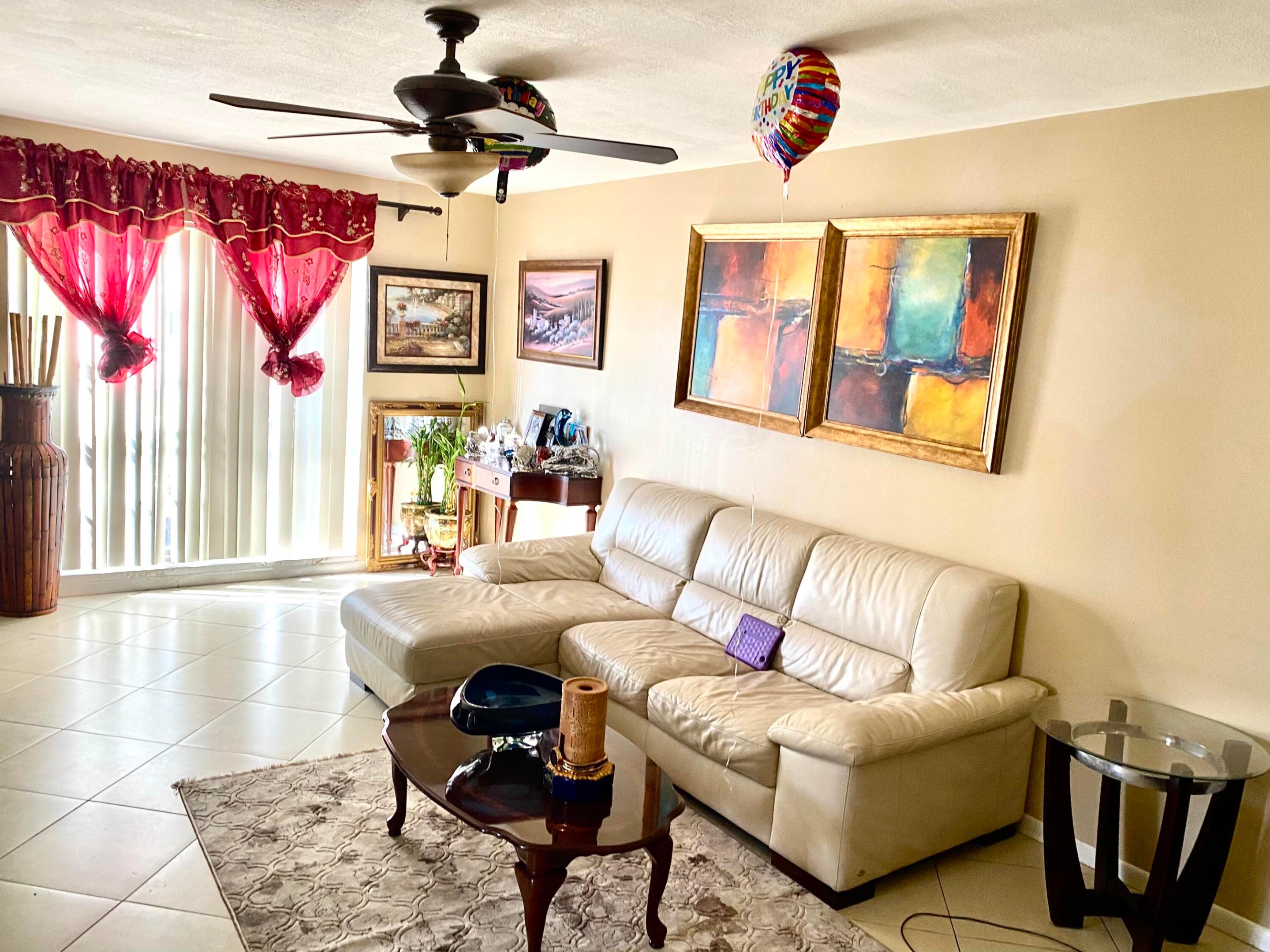 KNOLLWOOD CLUB CONDO - Residential