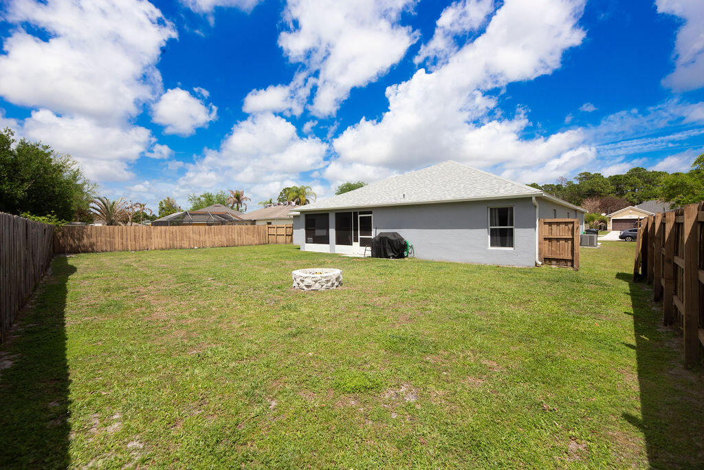 PORT ST LUCIE SECTION 46 1ST REPLAT - Residential