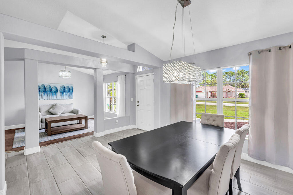 PORT ST LUCIE SECTION 46 1ST REPLAT - Residential