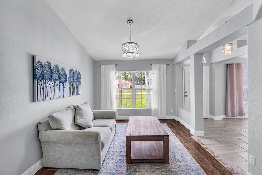 PORT ST LUCIE SECTION 46 1ST REPLAT - Residential