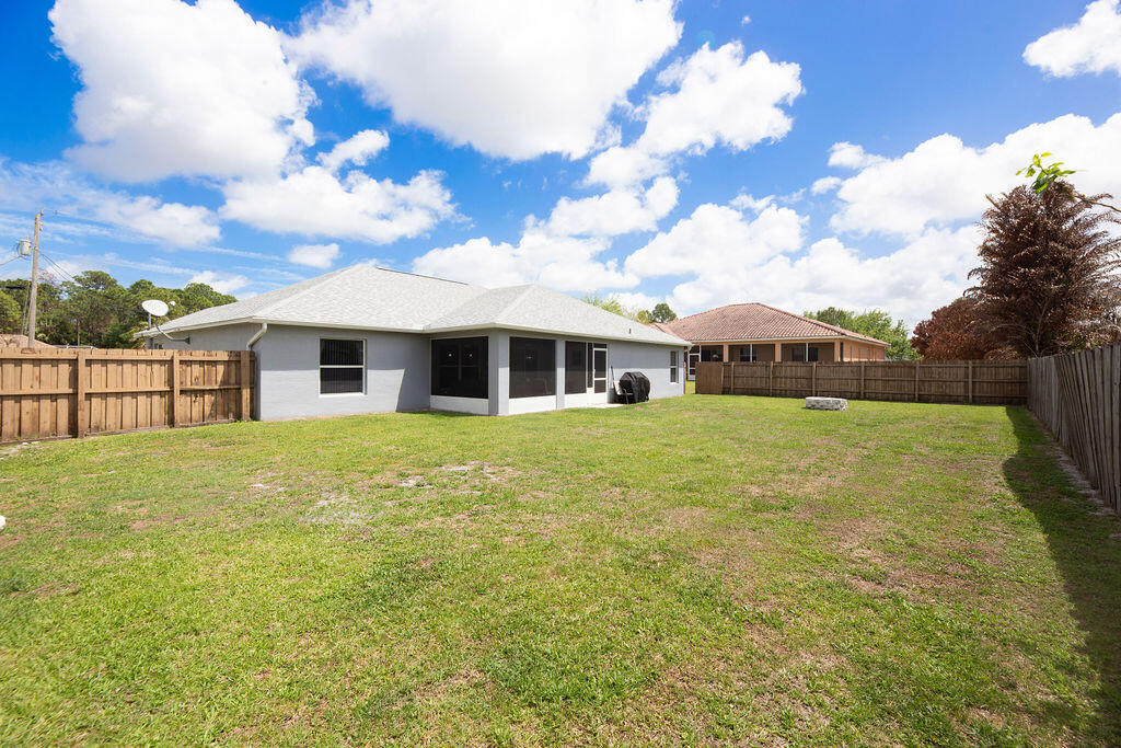 PORT ST LUCIE SECTION 46 1ST REPLAT - Residential