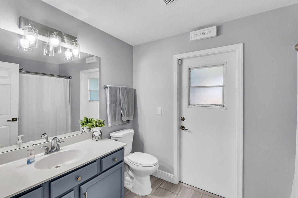 PORT ST LUCIE SECTION 46 1ST REPLAT - Residential