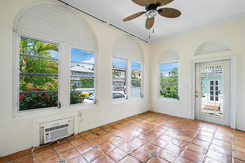 OCEAN PARK H W ROBBINS - Residential Income