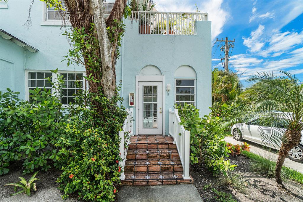 OCEAN PARK H W ROBBINS - Residential Income