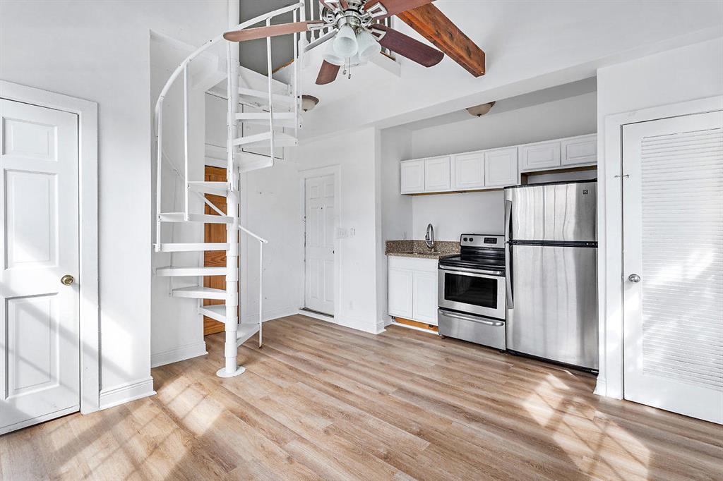 OCEAN PARK H W ROBBINS - Residential Income