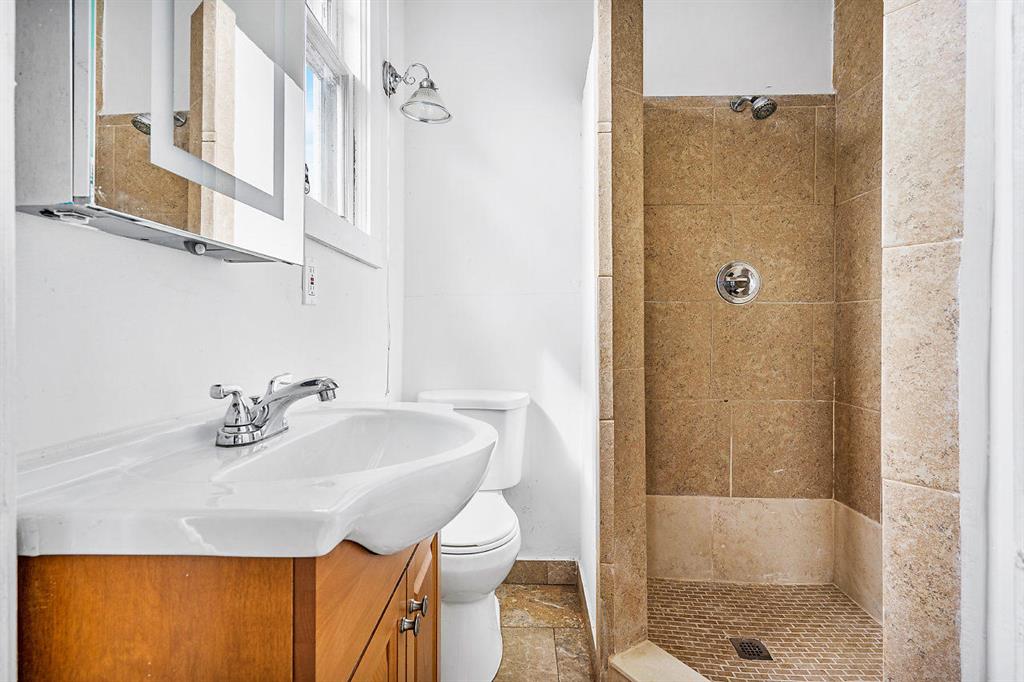 OCEAN PARK H W ROBBINS - Residential Income