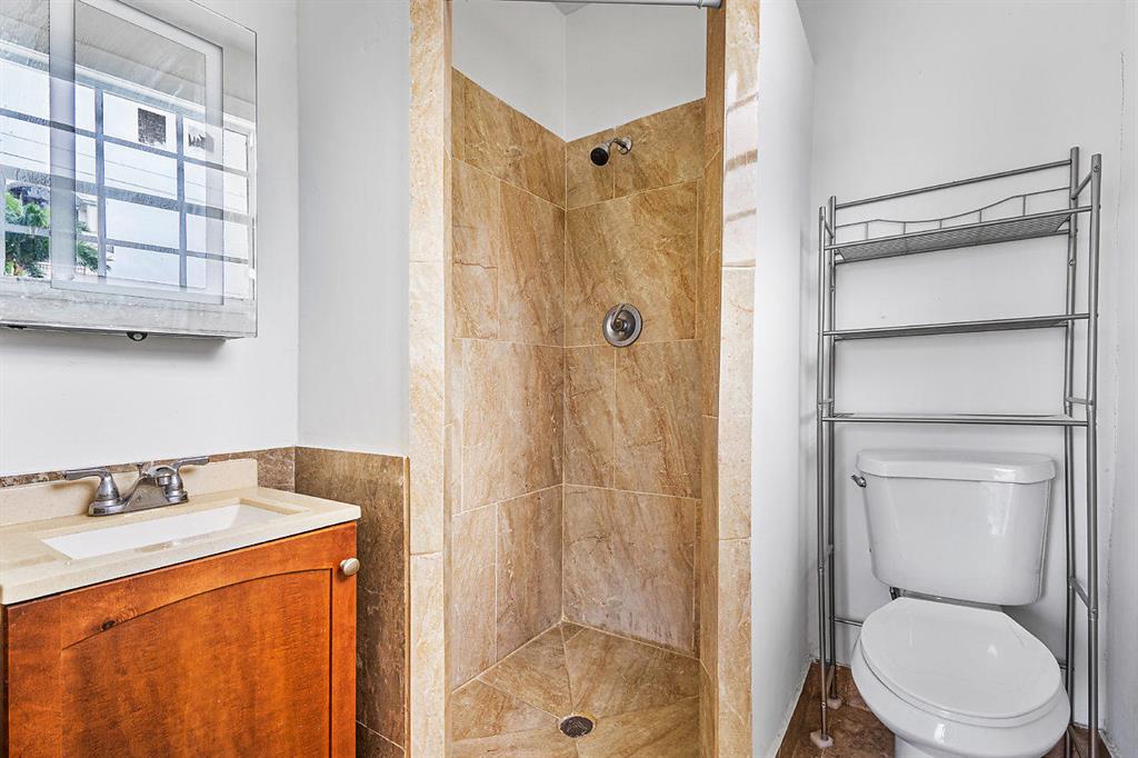 OCEAN PARK H W ROBBINS - Residential Income