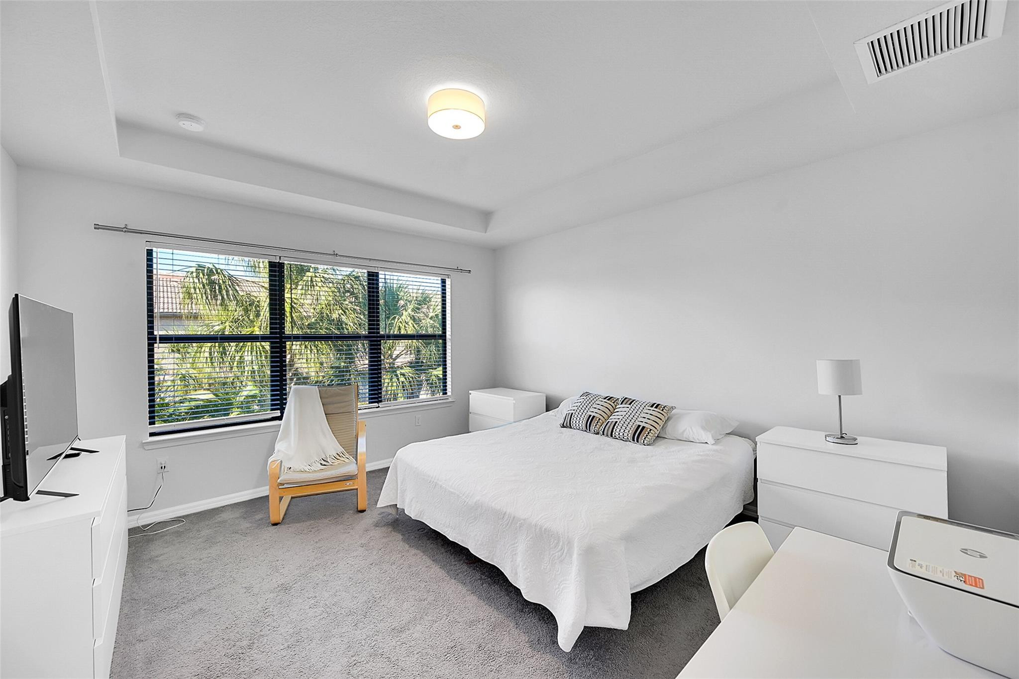 FIELDS AT GULFSTREAM POLO - Residential Lease