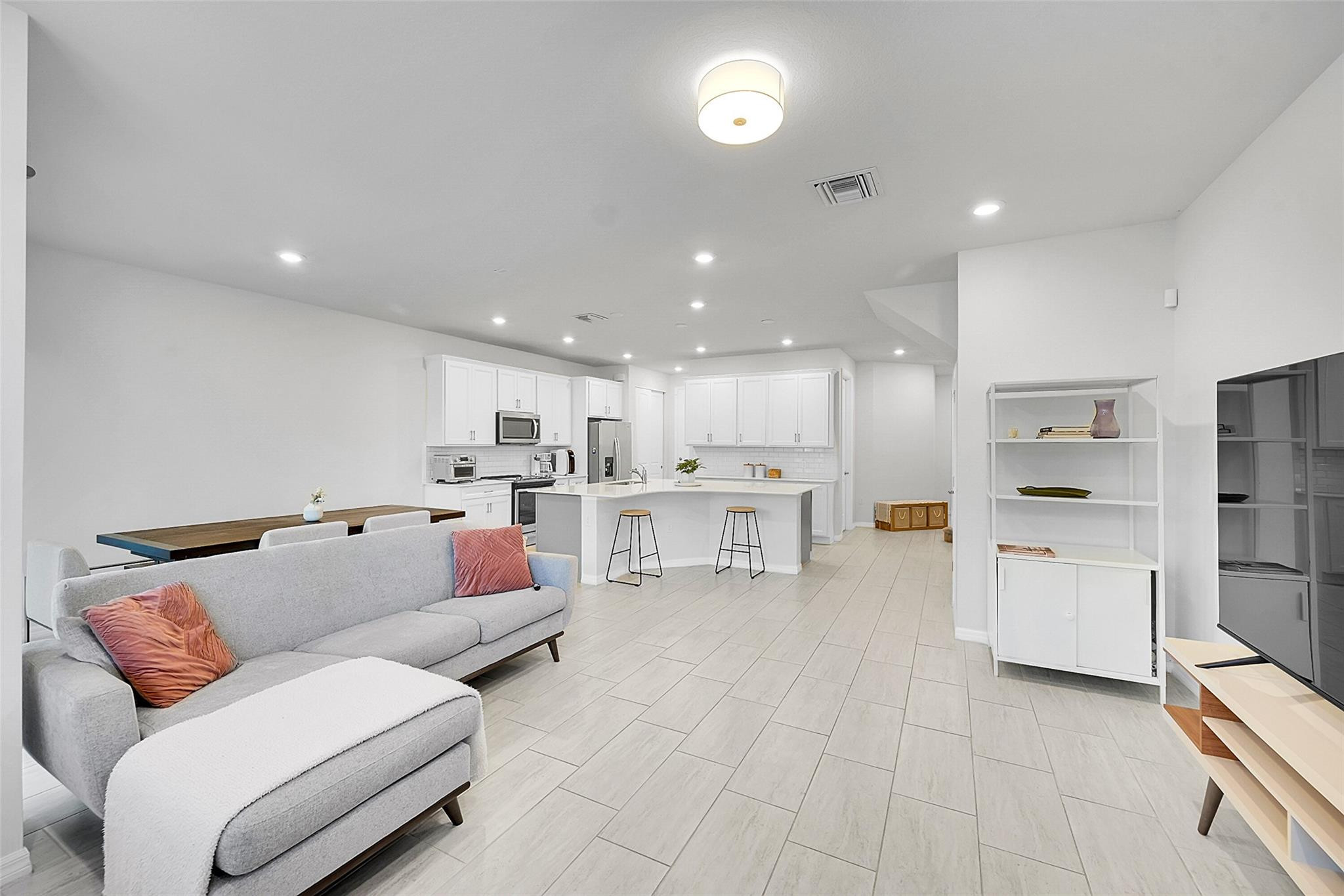 FIELDS AT GULFSTREAM POLO - Residential Lease