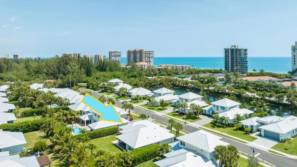 Photo of 3907 Duneside Drive, Hutchinson Island, FL 34949 (MLS # R10888528)