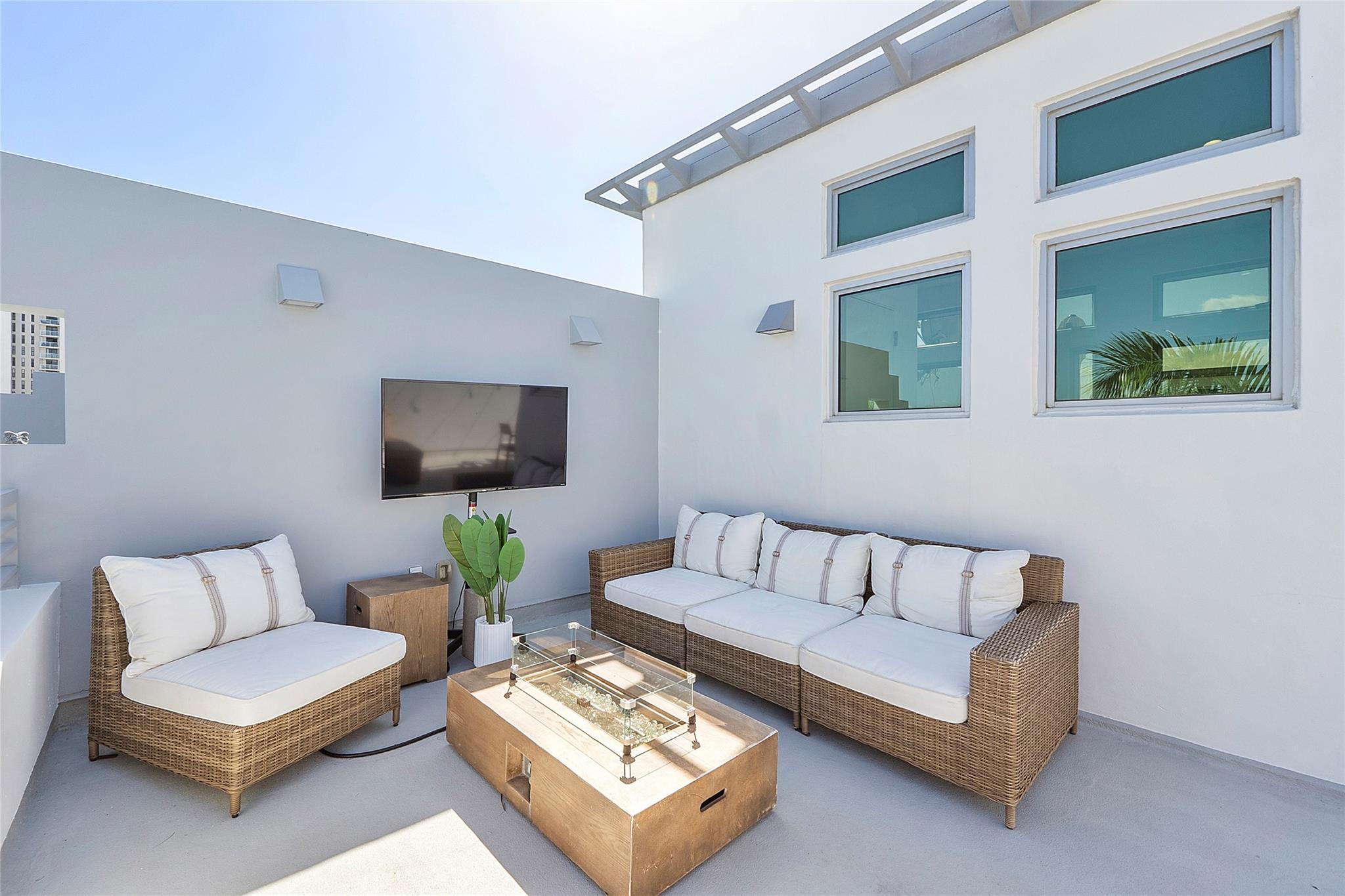 Ocean Pearl - Residential