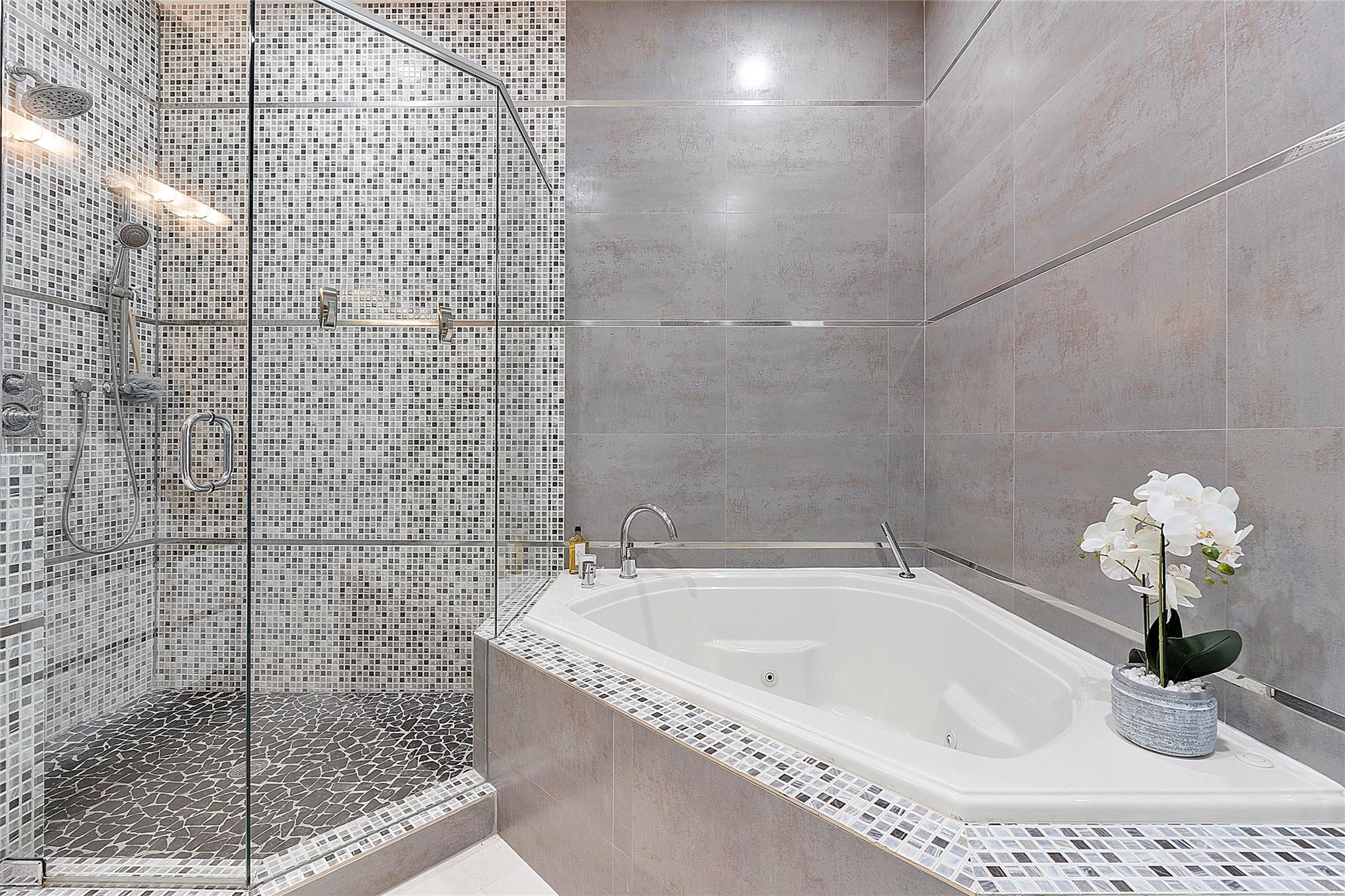 Ocean Pearl - Residential