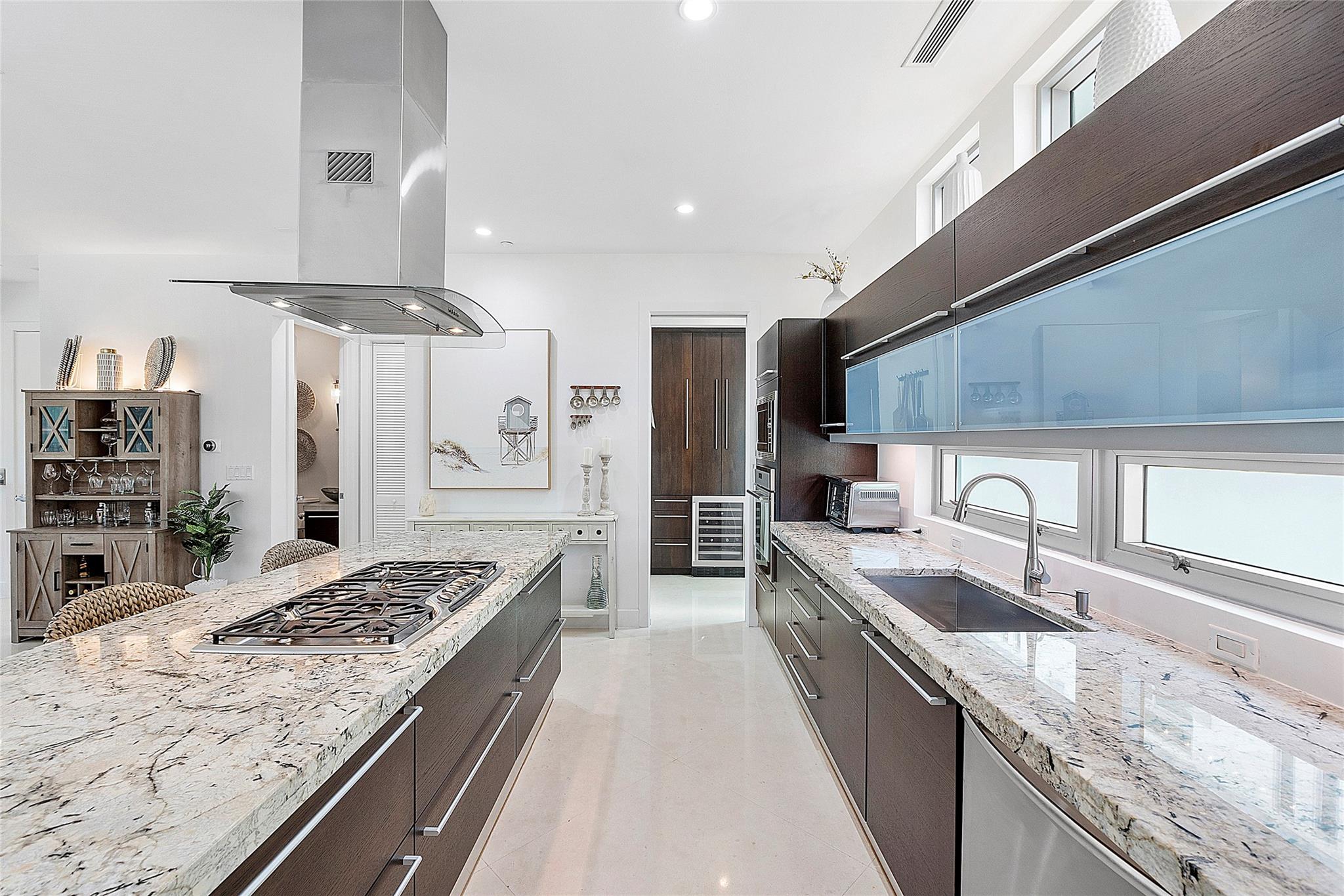 Ocean Pearl - Residential