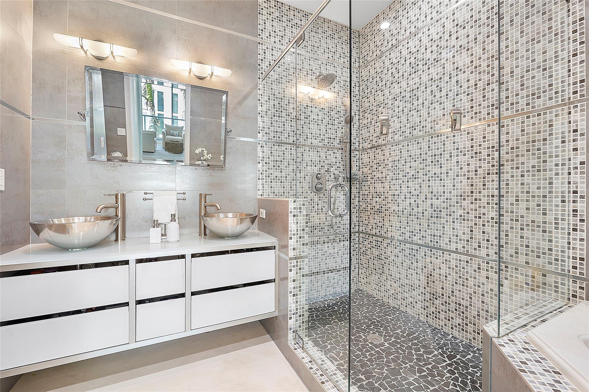 Ocean Pearl - Residential