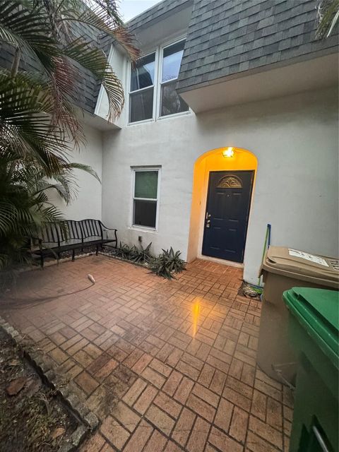 6784 SW 39th Ct 6784 Fort Lauderdale FL 33314