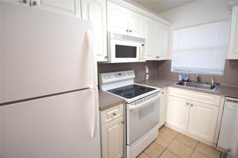 Tiny photo for 3051 Sunrise Lakes Drive #311, Sunrise, FL 33322 (MLS # F10498846)