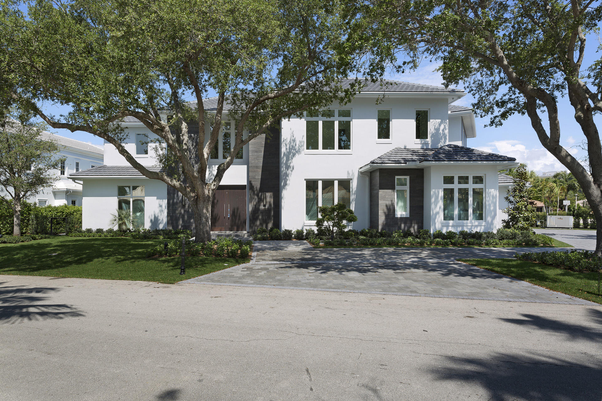 Royal Palm Yacht & Countr - Residential