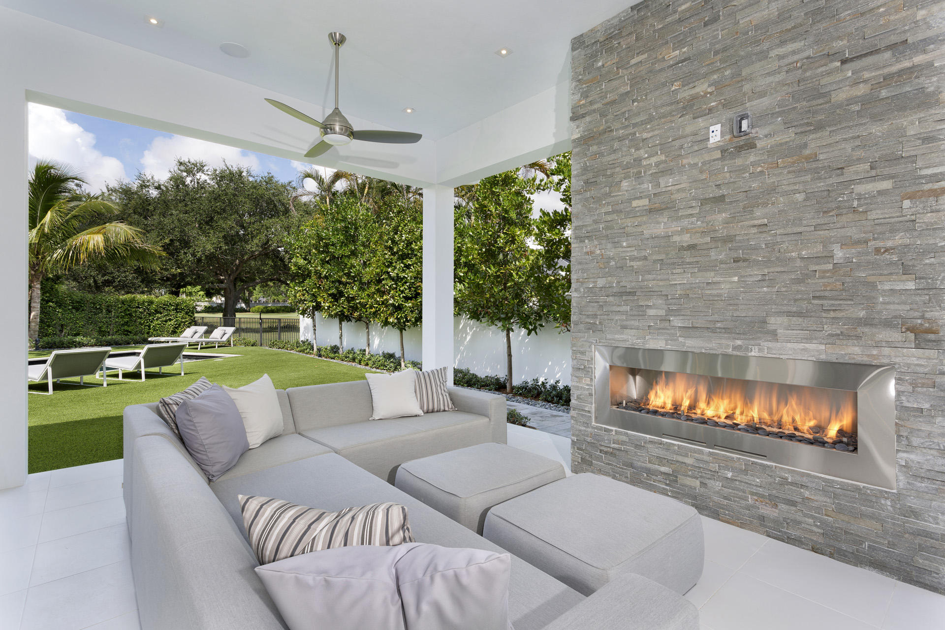 Royal Palm Yacht & Countr - Residential